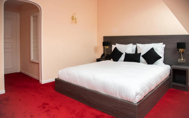 La Bourse Hotel