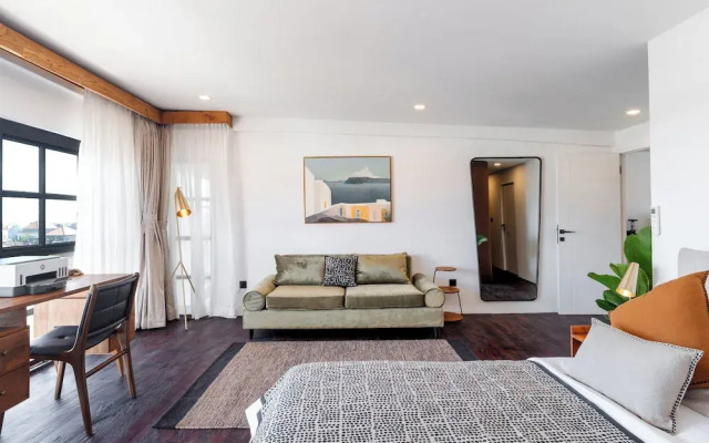 Tribeca Residence