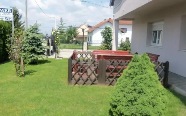 Rooms Zimmer Karlovac