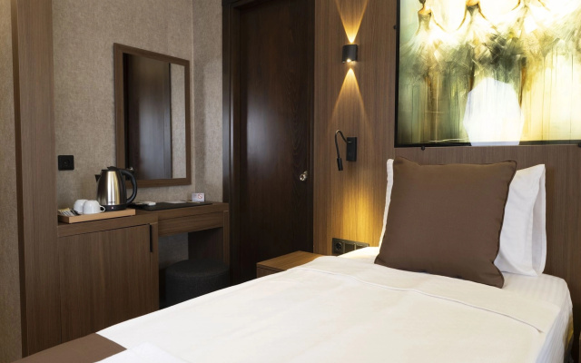 Duqqan Deluxe Hotel