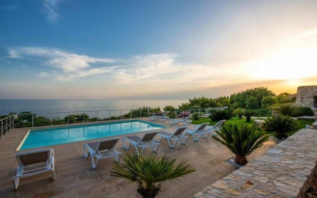 Luxury Scialandre Exclusive Pool Villa
