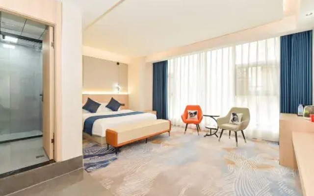 Whale Chi Hotel