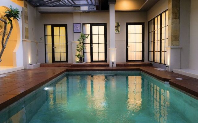 Akanaka Petitenget Bali