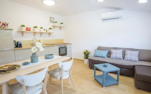 Isolana Apartment