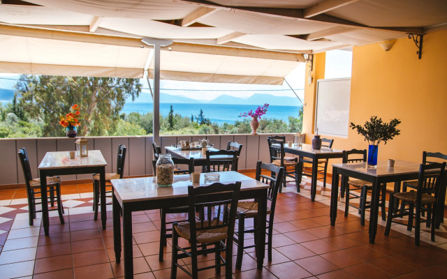 Ionio Hotel