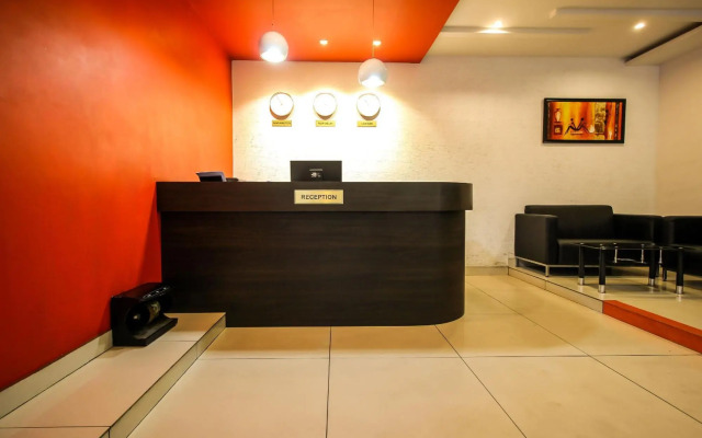 OYO 7918 Home Stay near Trinity Circle