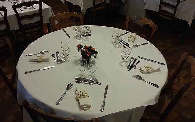 Hôtel Restaurant De La Place