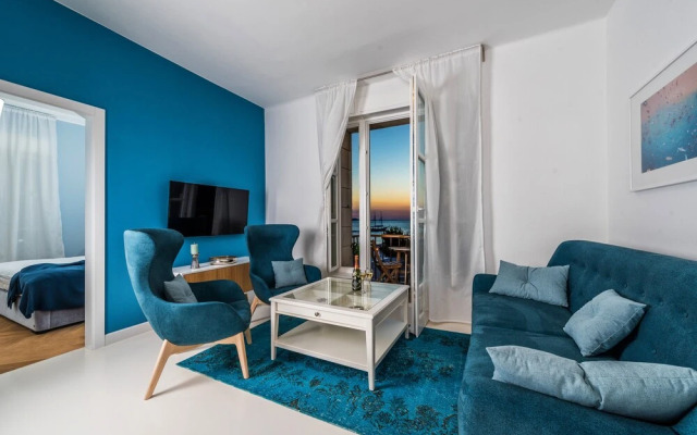 Aquamarine The Sea View Apartment