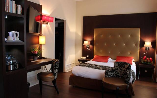 Splendid Hotel Lac d'Annecy - Handwritten Collection
