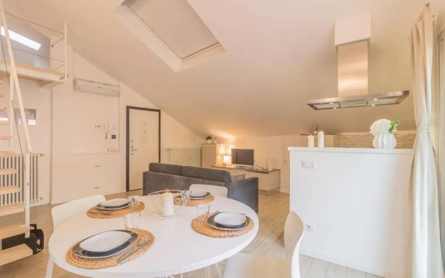 The Sweet Square Flat