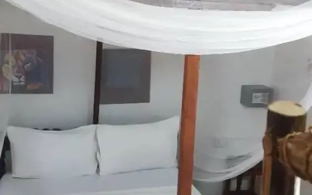 Oasis Beach Inn