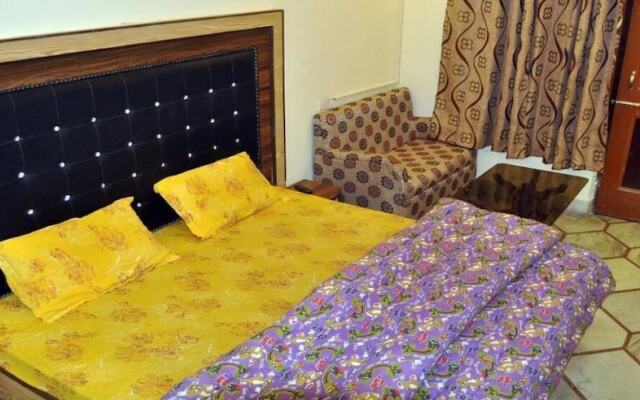 Hotel Himalayan Paradise