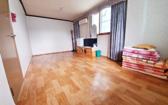 Myungsung Youth Town