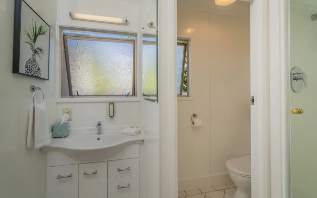 Oceans 88 Whitianga Coastal Suites