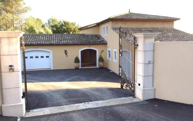 Villa Sanata