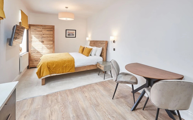 Host Stay Studio Pod 2