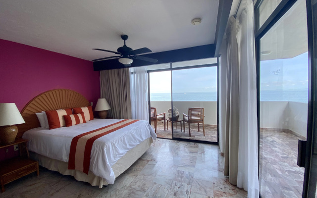 Costa Sur Resort & Spa