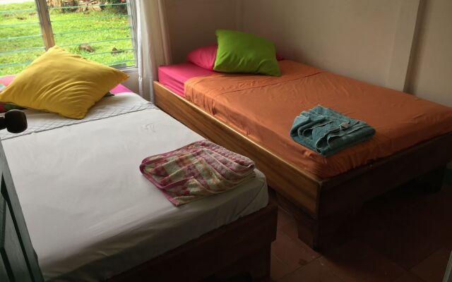 Cinco Ceibas Reserve & Park