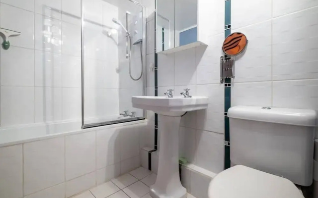 Host Stay Tivoli Den