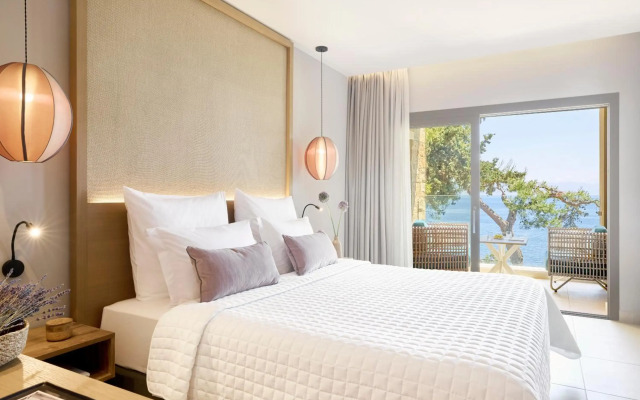 MarBella, Mar-Bella Collection Hotel