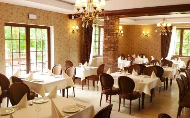 ForRest Hotel & Restaurant