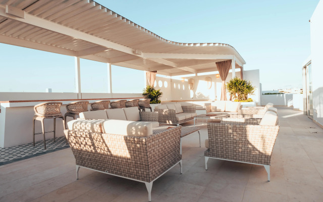 Antera Hotel & Residences