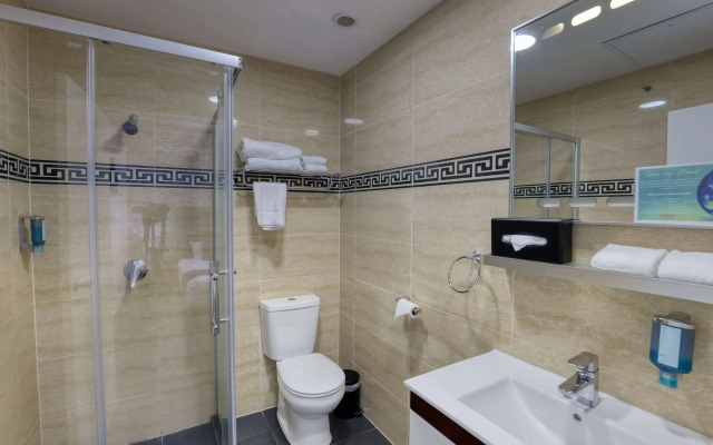 Ramada by Wyndham Hamilton City Center