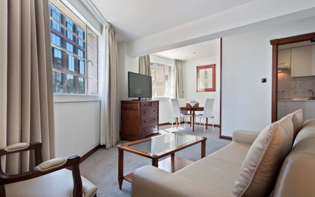 Melia White House Apartments
