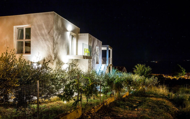 Villa Bol Brac save 15 percent on Split-villas com