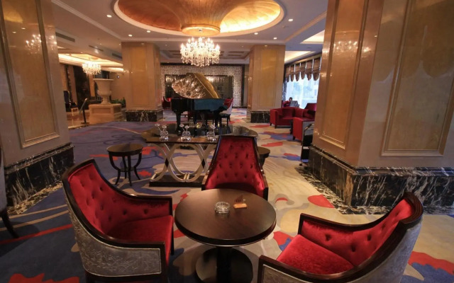 Chateau Star Sea Hotel