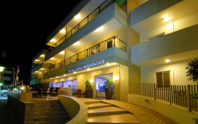 Michel Apartments