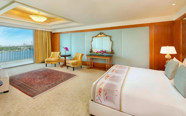 The Nile Ritz-Carlton, Cairo