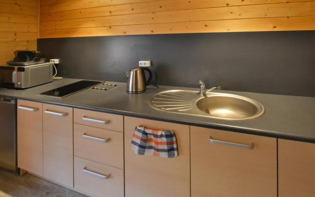 Terraced Houses Close to the Beach, Sianozety