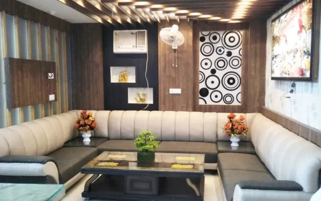 R.S Hotel & Restaurant