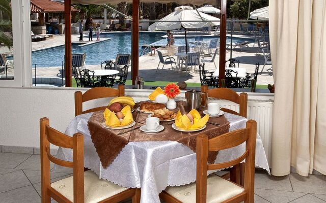 Hotel Klonos Anna
