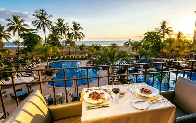 Crocs Resort Oceanfront Penthouse Jaco
