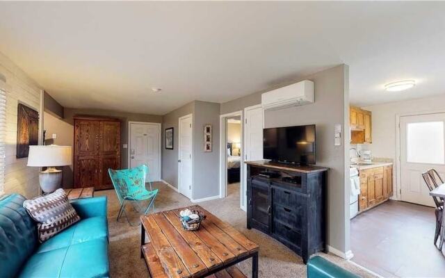 Purple Sage Flats #8 1 Bedroom Apts