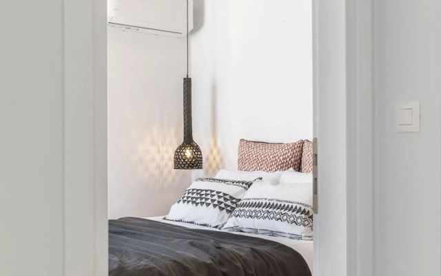 Santo Bloom Luxury Suites