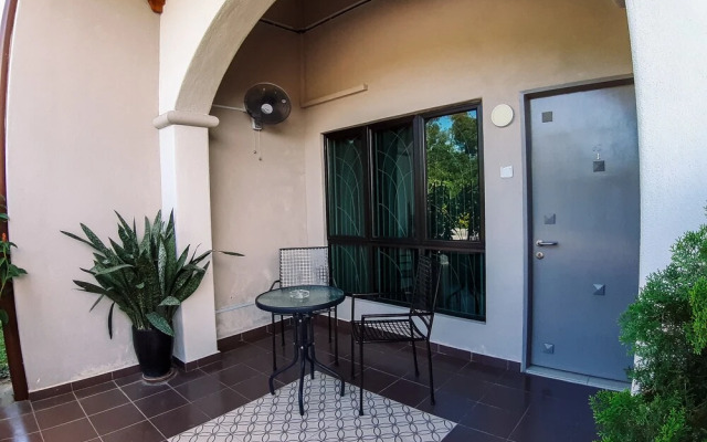Villa 223