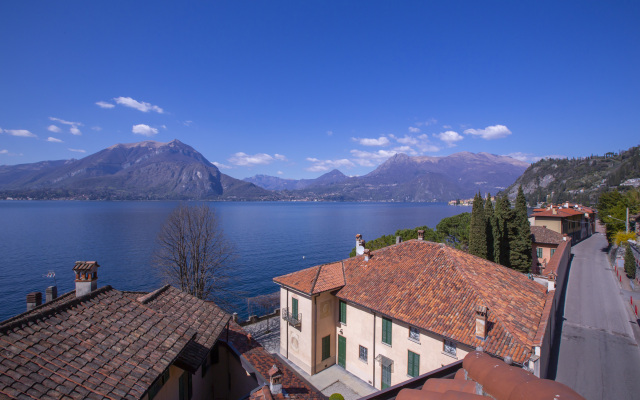 Fontana Del Lago Apt. 5