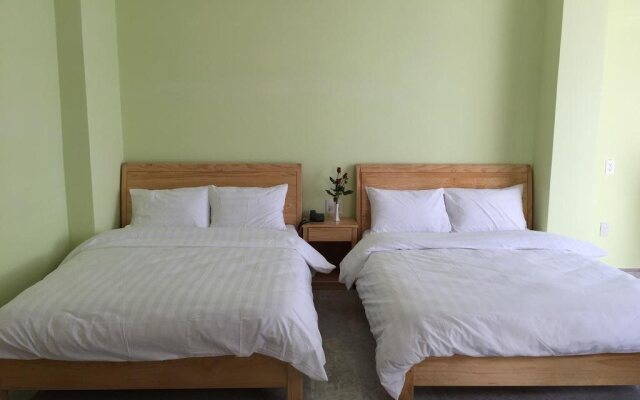 Trung Nhan Hotel