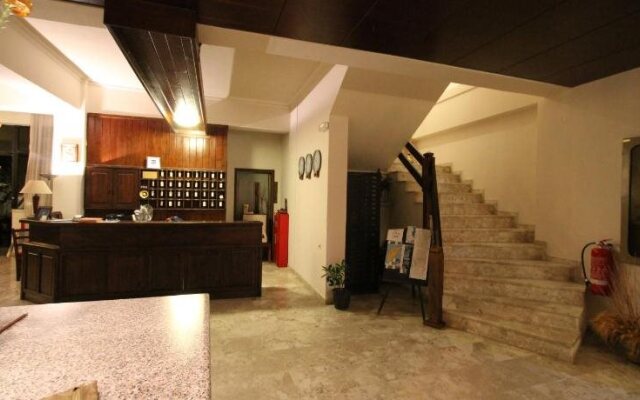 Platon Hotel