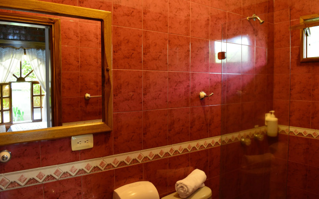 Hostal Valle De Las Camelias