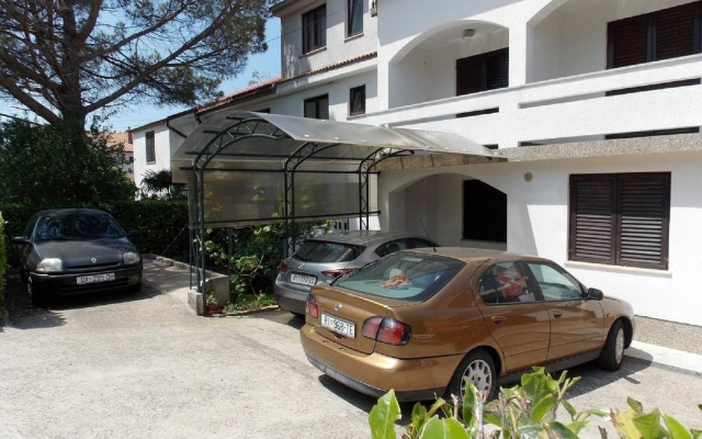 Apartment Ivo - with parking : A4 - PRIZEMLJE Malinska, Island Krk