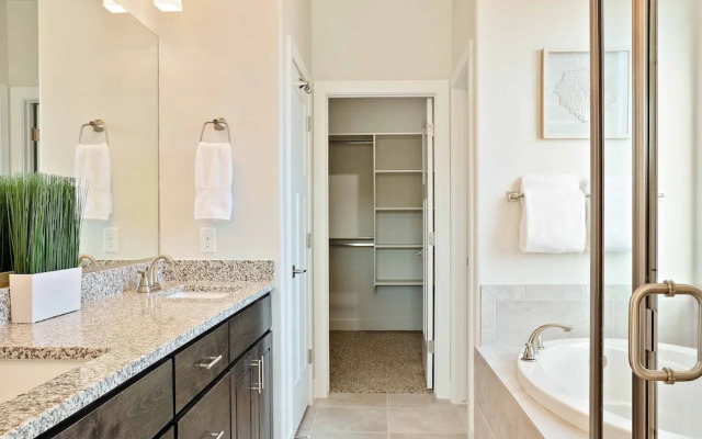 Yesterday's Escape 5 Bedroom Home