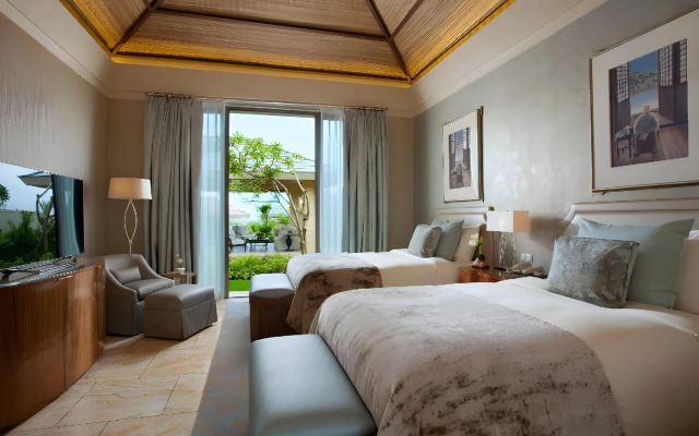 Mulia Villas