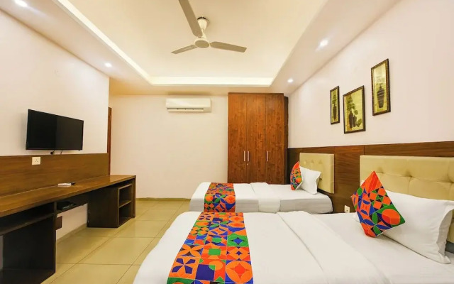 Fabhotel Silver Oak Bnb