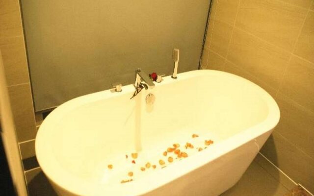 Lavande Hotel (Jiaxing Zhongshan East Road Babaiban)