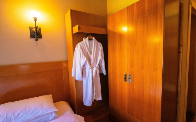 Natyral Razma Resort
