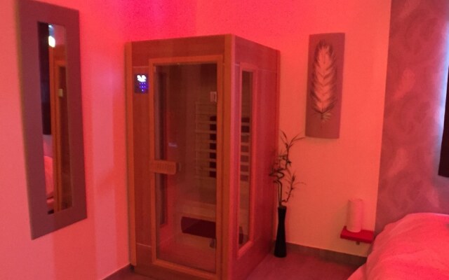 Domaine des 3 Chateaux - Suite Cupidon